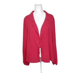 Torrid size 2 top. One tie closure. Red